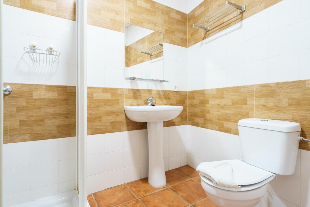 Hotel Carlos V Jerez By Vivere Stays Херес де ла Фронтера Екстериор снимка