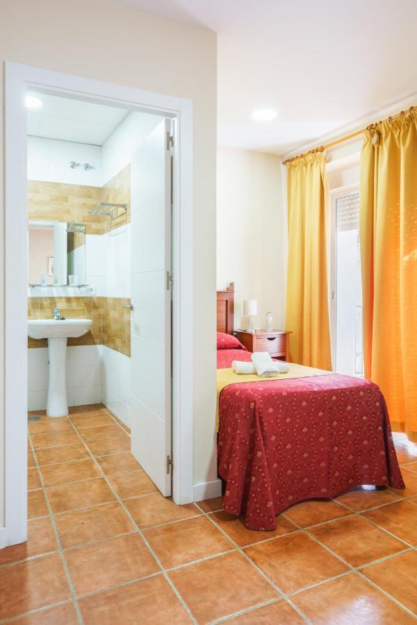 Hotel Carlos V Jerez By Vivere Stays Херес де ла Фронтера Екстериор снимка