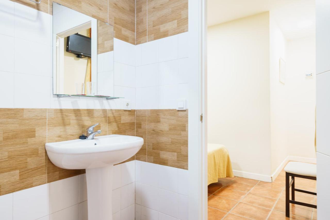 Hotel Carlos V Jerez By Vivere Stays Херес де ла Фронтера Екстериор снимка