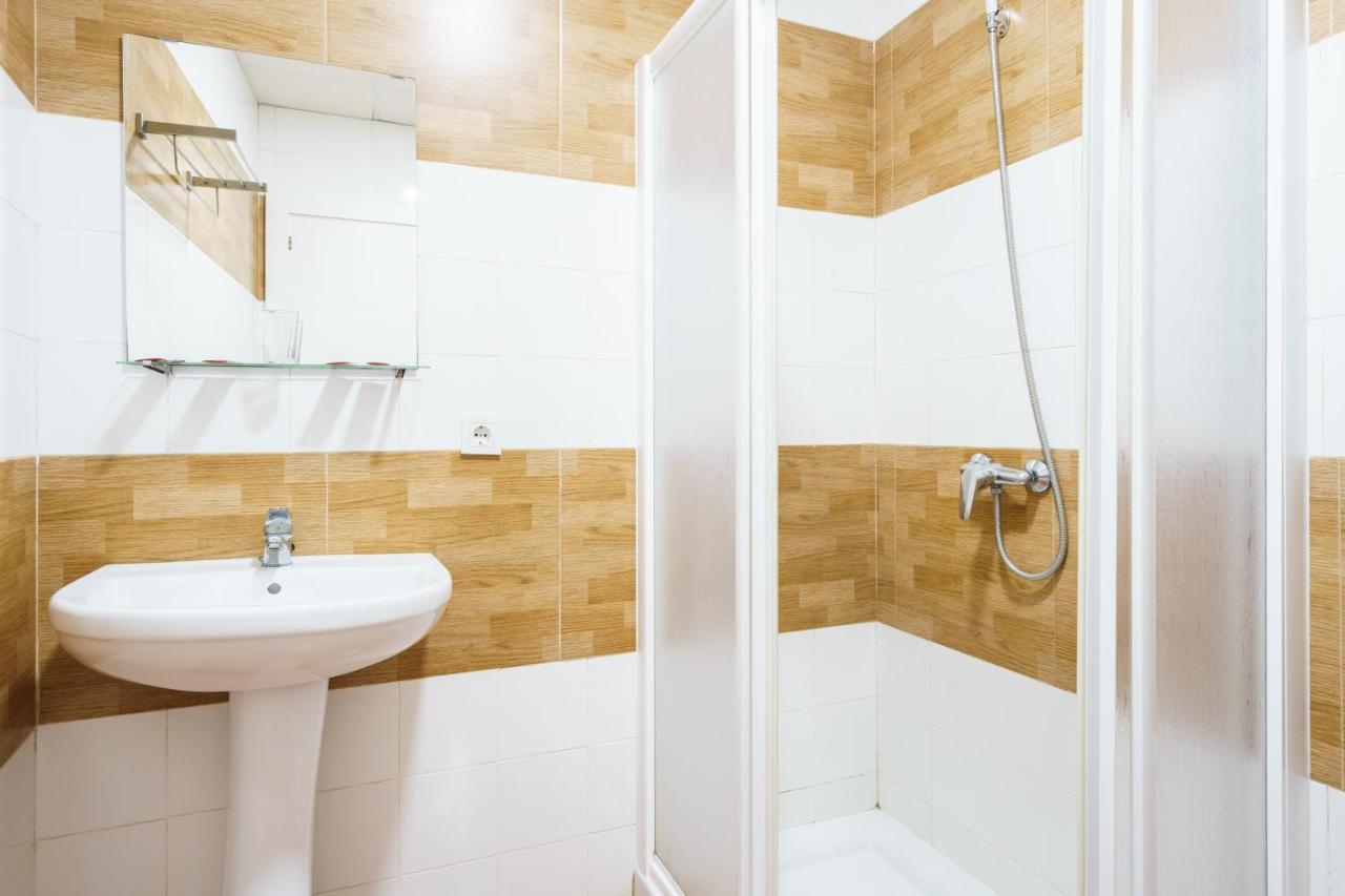 Hotel Carlos V Jerez By Vivere Stays Херес де ла Фронтера Екстериор снимка