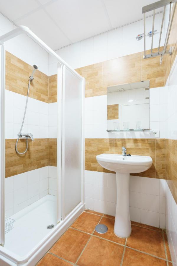 Hotel Carlos V Jerez By Vivere Stays Херес де ла Фронтера Екстериор снимка
