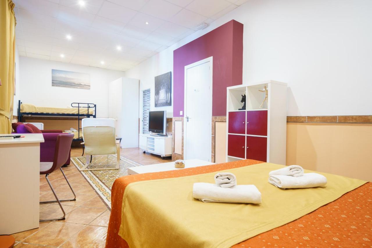 Hotel Carlos V Jerez By Vivere Stays Херес де ла Фронтера Екстериор снимка