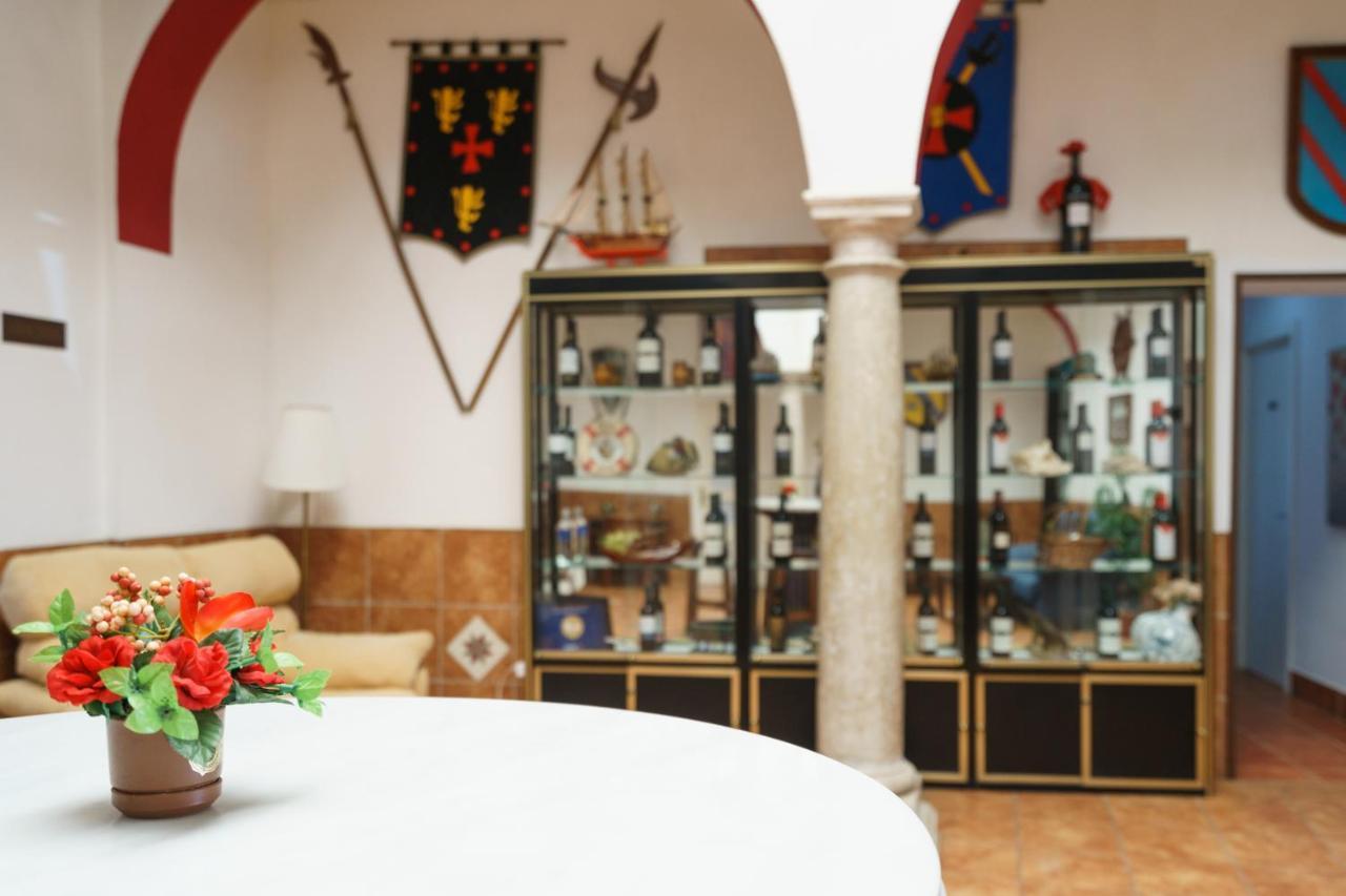 Hotel Carlos V Jerez By Vivere Stays Херес де ла Фронтера Екстериор снимка