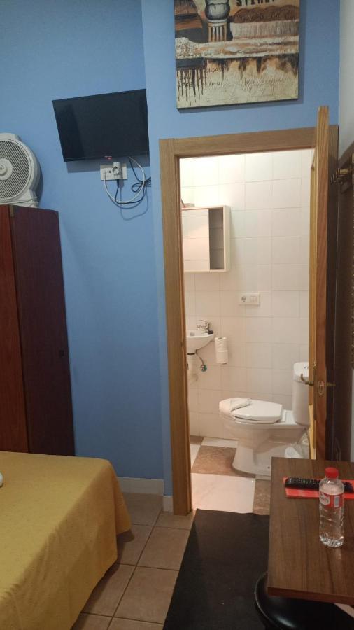 Hotel Carlos V Jerez By Vivere Stays Херес де ла Фронтера Екстериор снимка